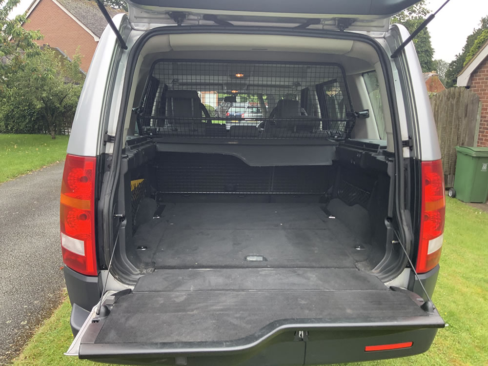 Discovery 3 2.7 TDV6 slide
