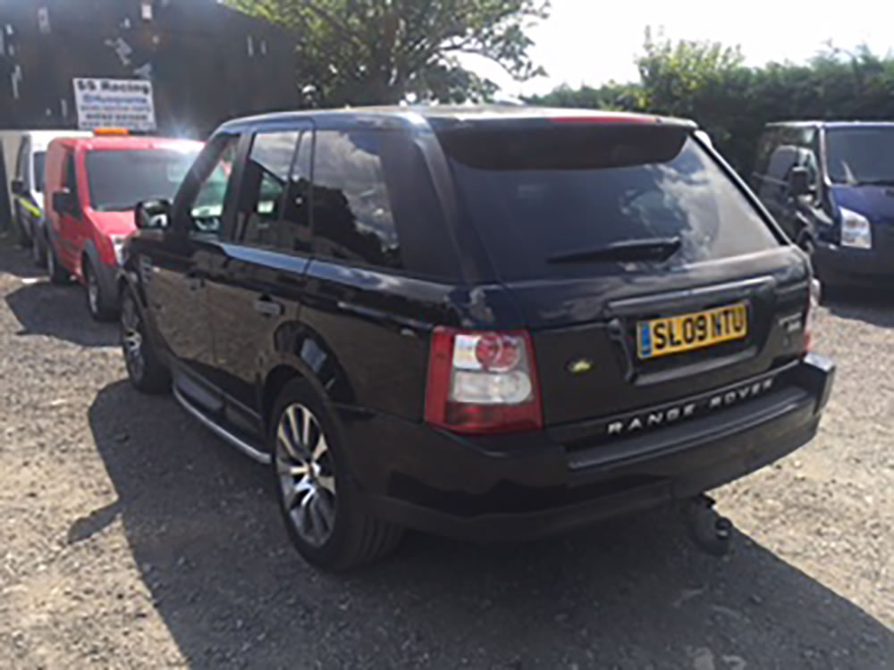 Range Rover Sport TDV8 3.6 HSE slide